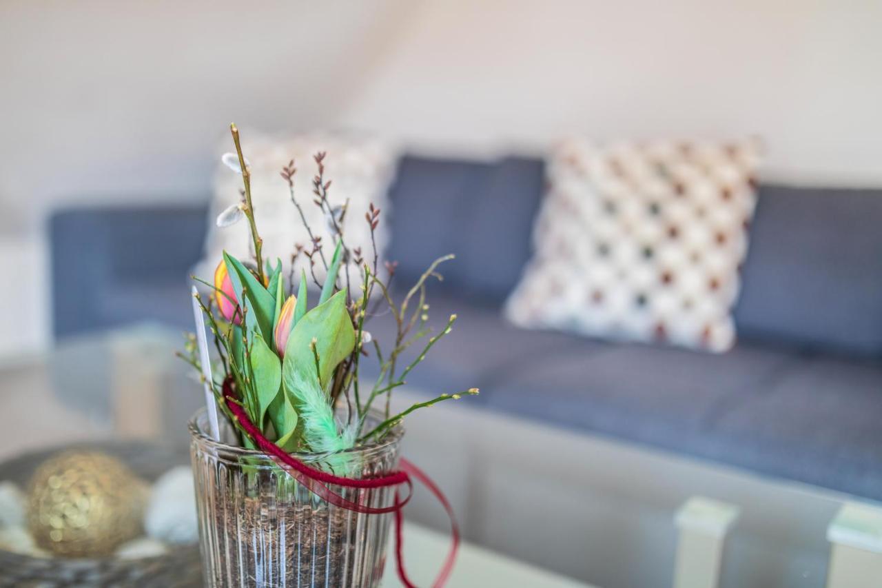 Haus Flora - Ferienwohnungen โคเคห์ม ภายนอก รูปภาพ