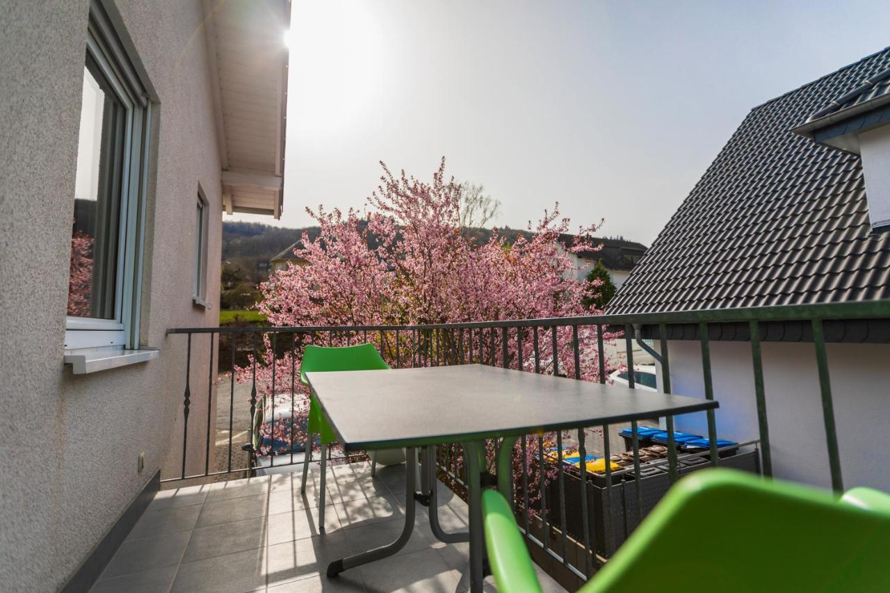 Haus Flora - Ferienwohnungen โคเคห์ม ภายนอก รูปภาพ